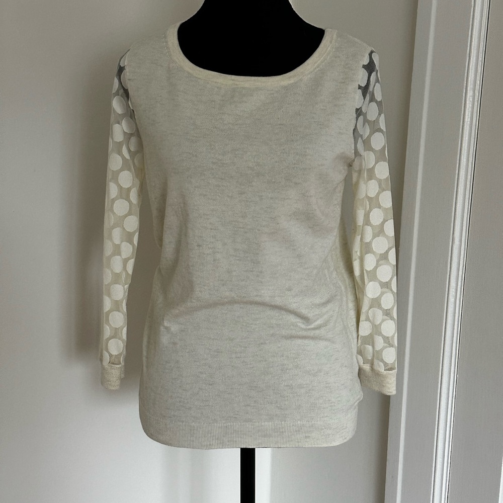 Adorable Anthropologie Sparrow Cream Polka Dot Sleeve Top